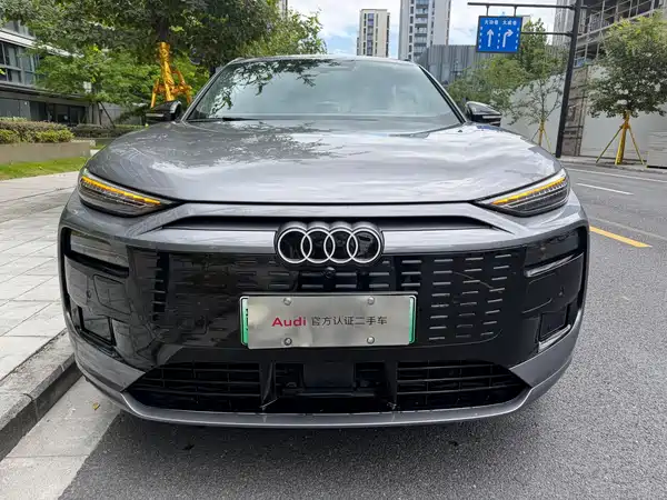 Audi Q6L E-Tron 2025