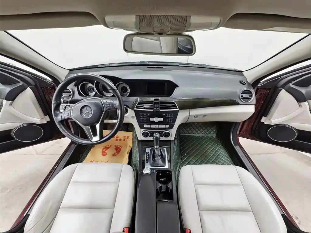 Mercedes-Benz C-Class 2013 — фото 9