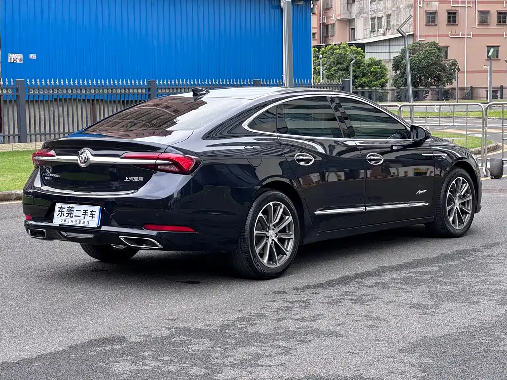 Buick LaCrosse 2020 — фото 11