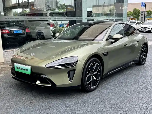Xiaomi SU7 2025