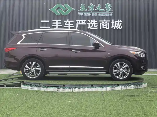 Infiniti JX 2013
