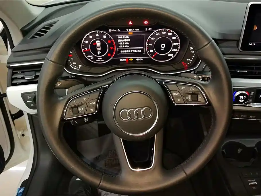 Audi A4L 2018 — фото 15