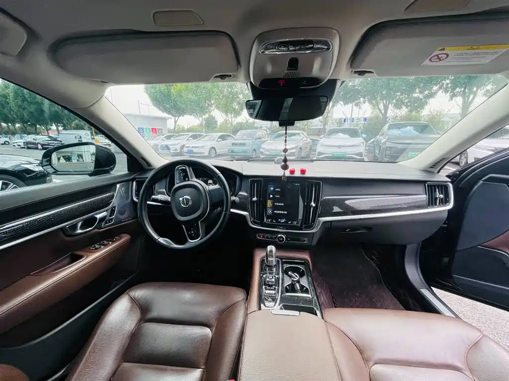 Volvo S90 PHEV 2019 — фото 12