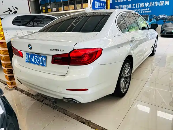 BMW 5 Series 2017