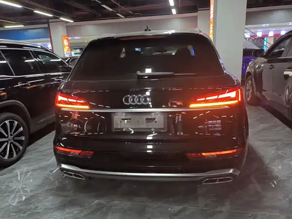 Audi Q5L 2022