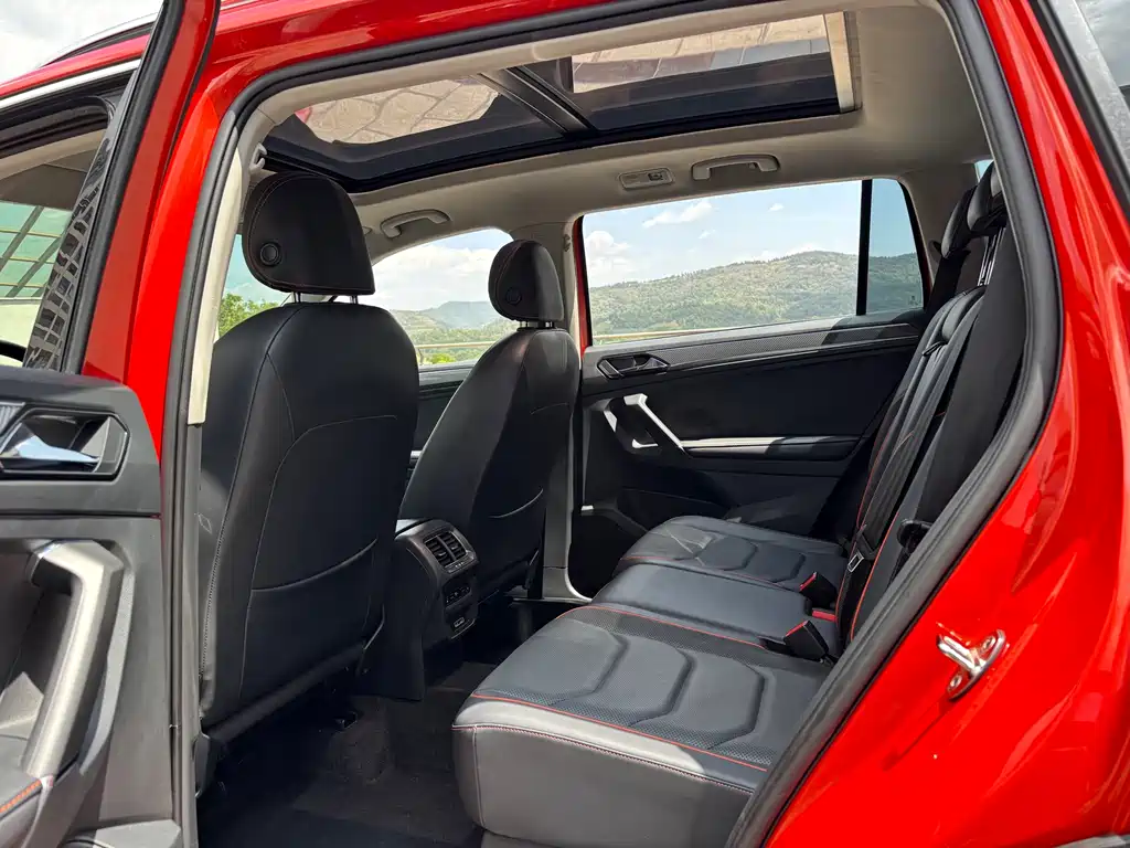 Volkswagen Tiguan L 2017 — фото 22