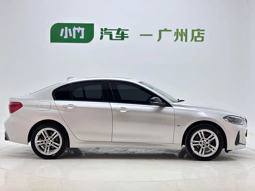 BMW 1 Series 2023 — фото 19
