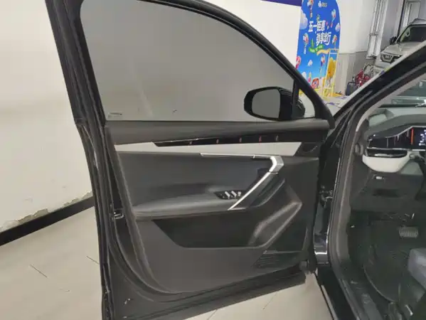 Geely Boyue L 2024