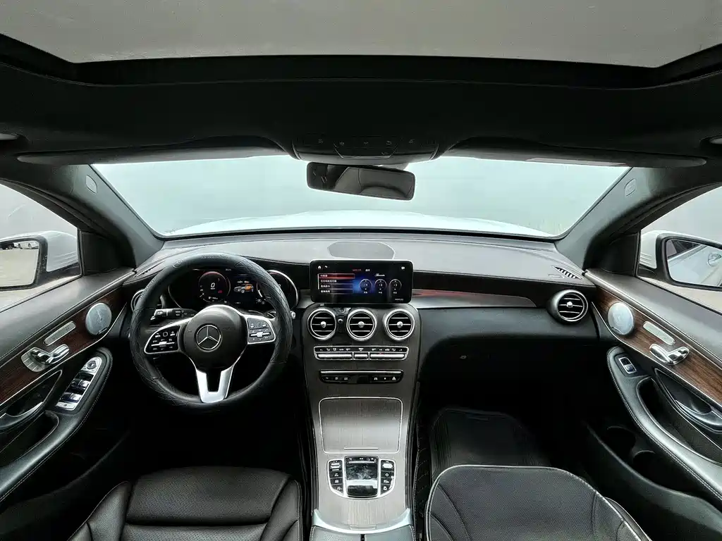 Mercedes-Benz GLC 2021 — фото 11