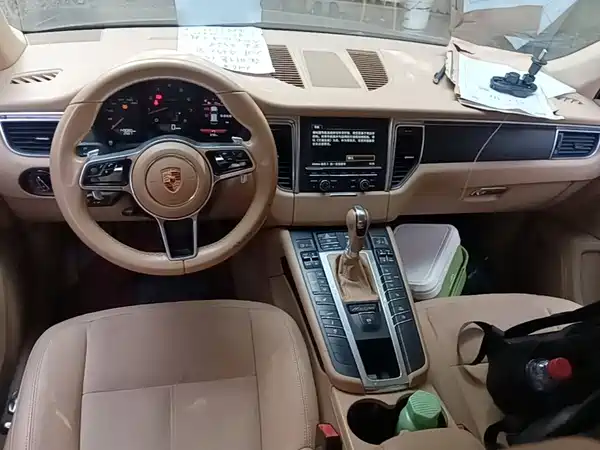 Porsche Macan 2016