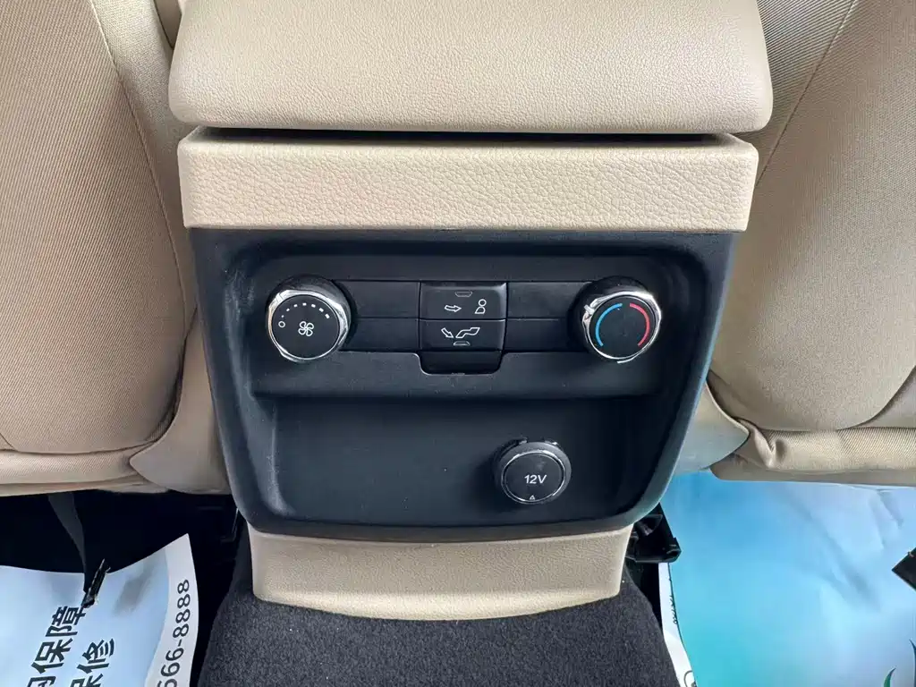 Ford Everest 2018 — фото 14