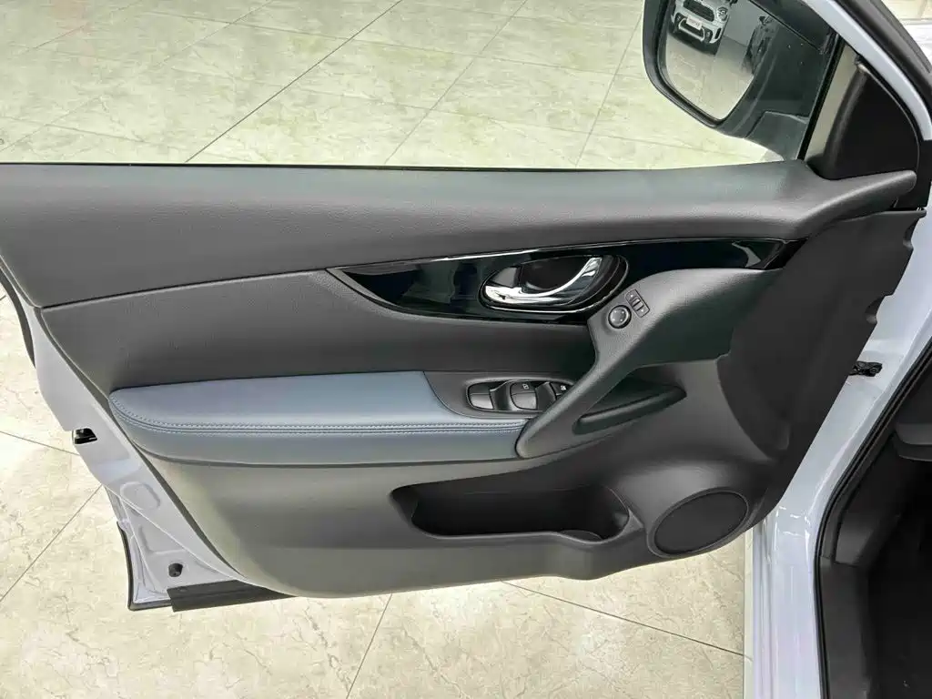 Nissan Qashqai 2024 — фото 11