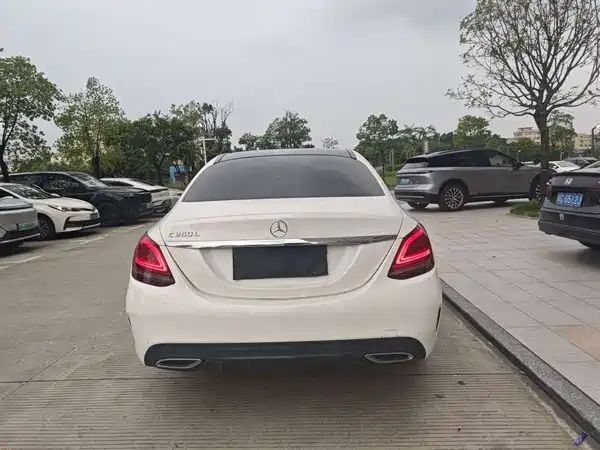 Mercedes-Benz C-Class 2021