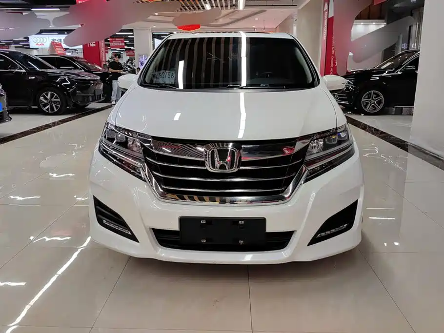 Honda Elysion 2019 — фото 2