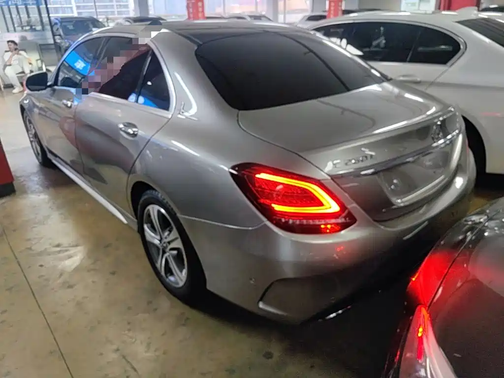 Mercedes-Benz C-Class 2020