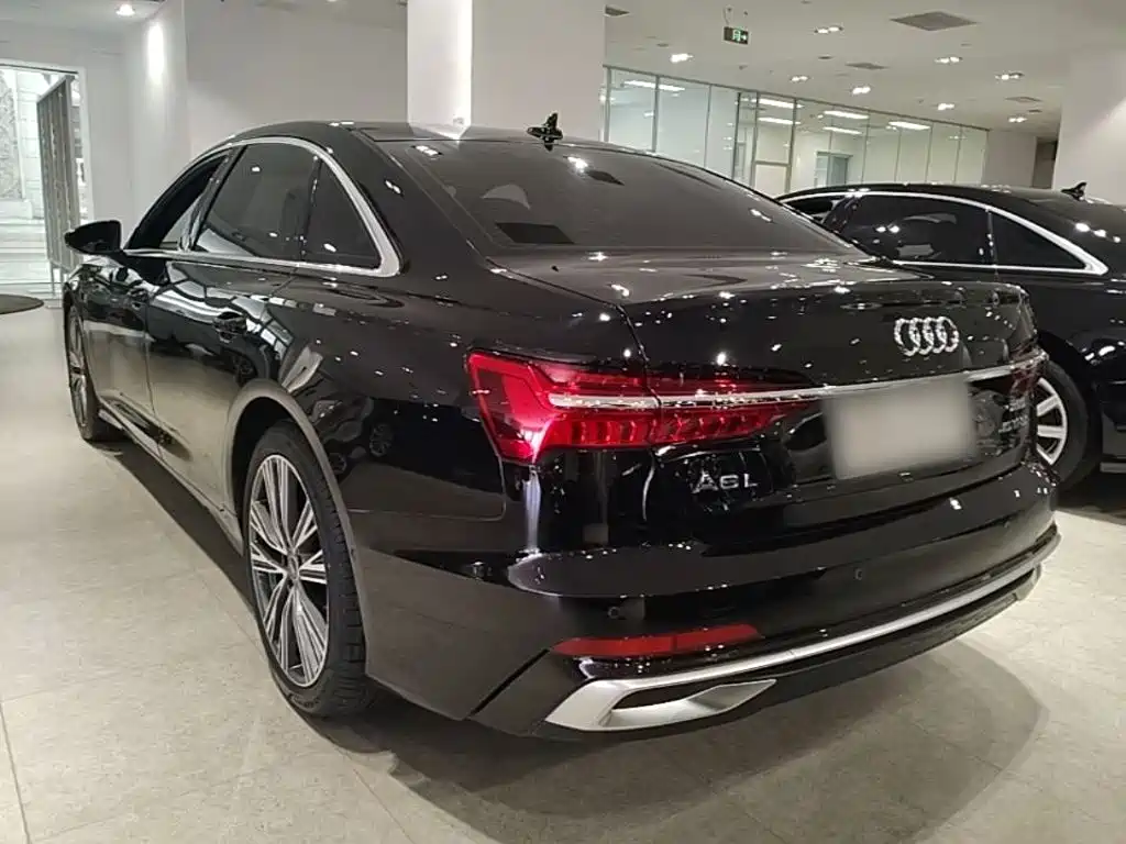 Audi A6L 2025