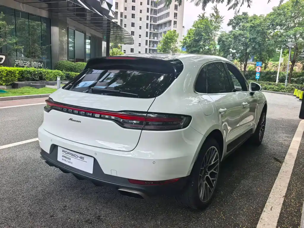 Porsche Macan 2022 — фото 9