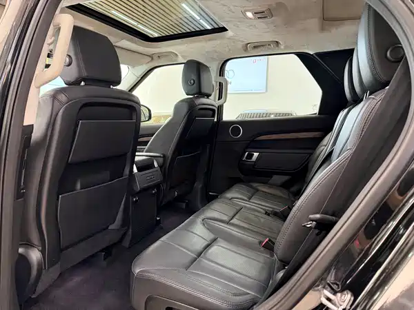 Land Rover Discovery 2017