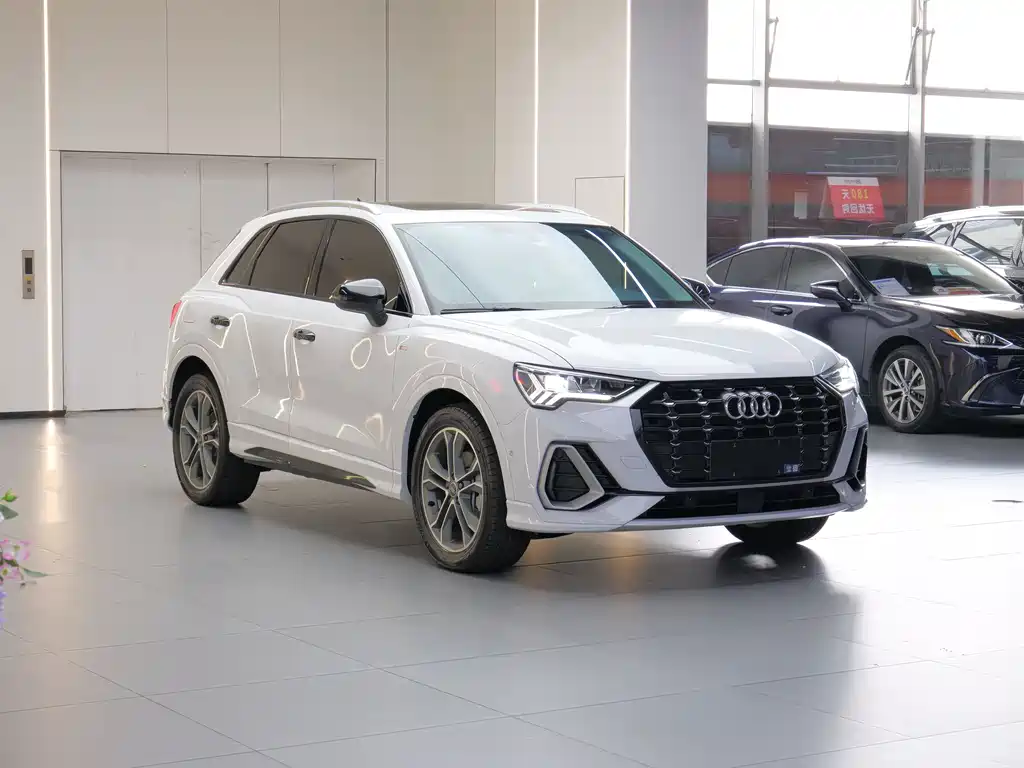 Audi Q3 2023