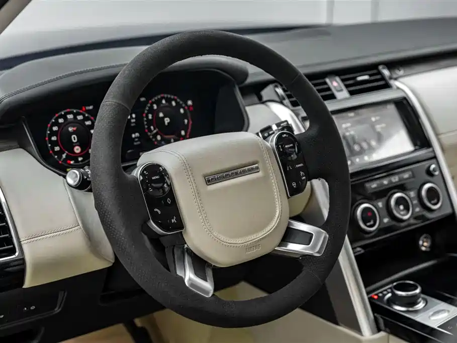 Land Rover Discovery 2019 — фото 14