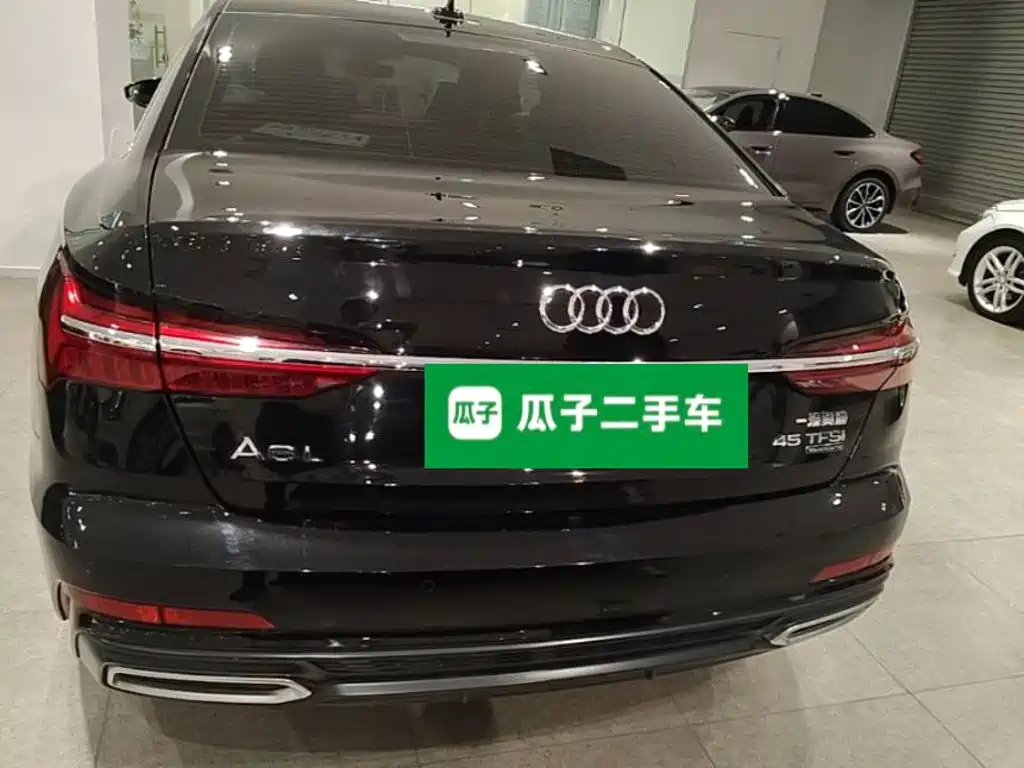 Audi A6L 2022