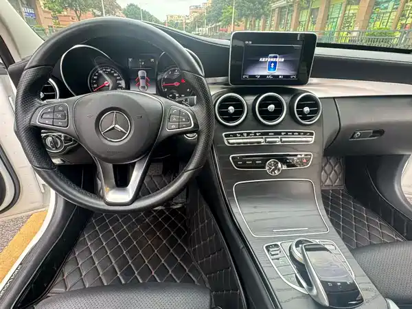 Mercedes-Benz C-Class 2018