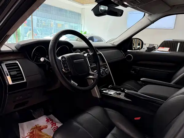 Land Rover Discovery 2017
