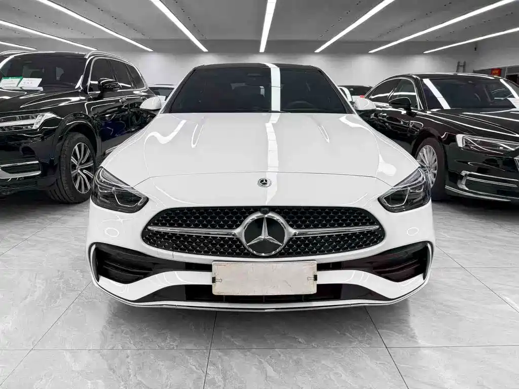 Mercedes-Benz C-Class 2024