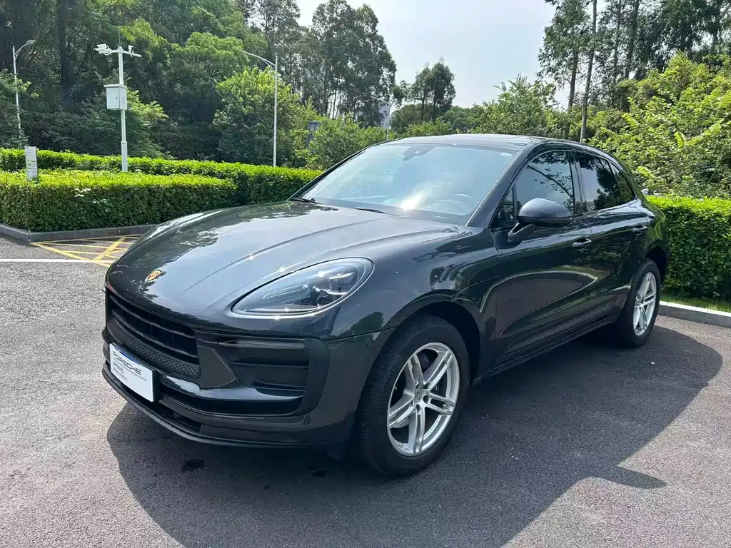 Porsche Macan 2025 — фото 1