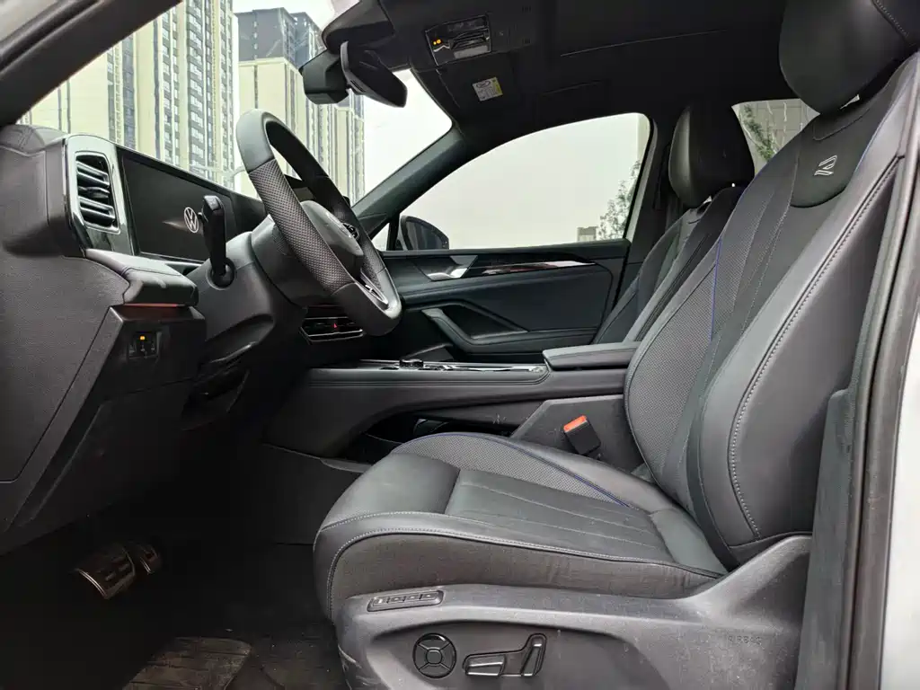 Volkswagen Tiguan L 2025