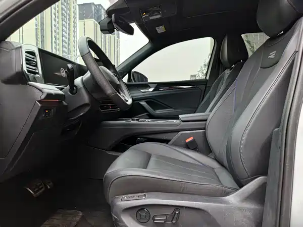 Volkswagen Tiguan L 2025