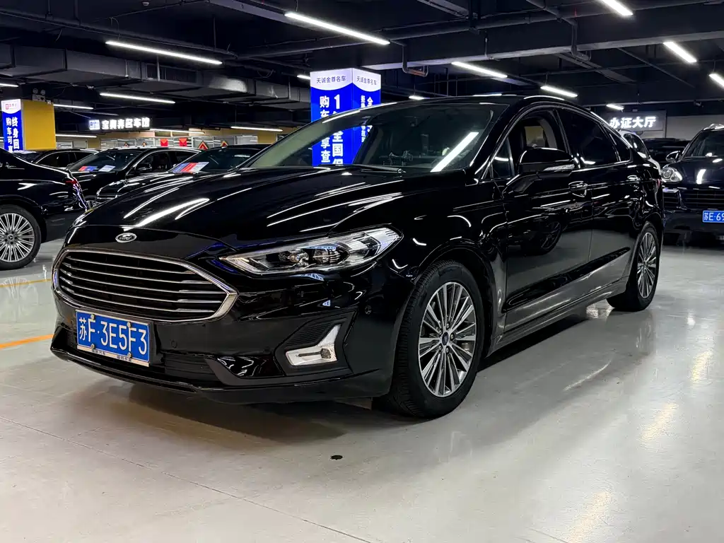 Ford Mondeo 2019 — фото 16