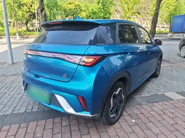 BYD Dolphin 2022