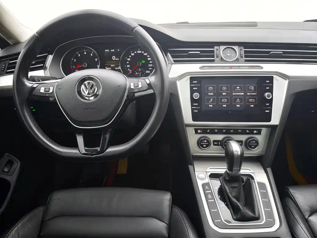 Volkswagen Viloran 2019 — фото 14