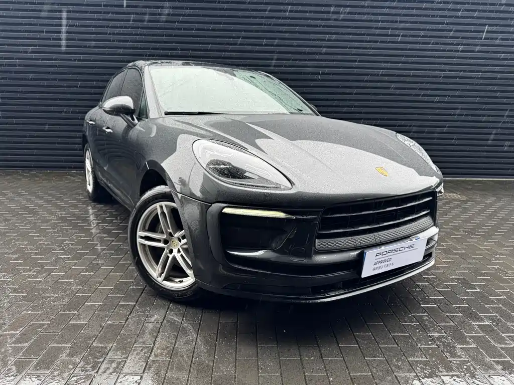 Porsche Macan 2024