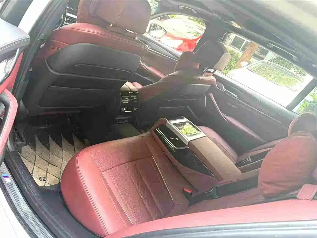 BMW 5 Series 2022