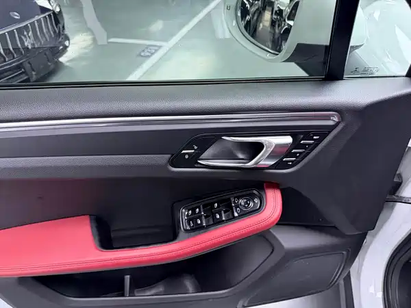 Porsche Macan 2018