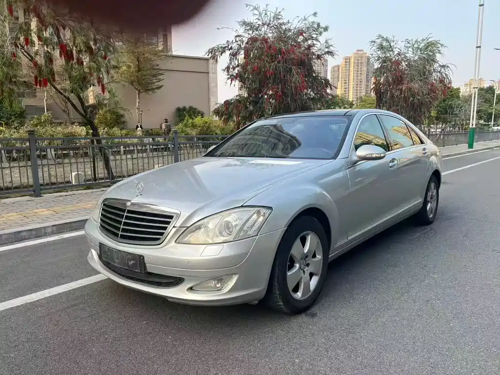 Mercedes-Benz S-Class 2007 — фото 1