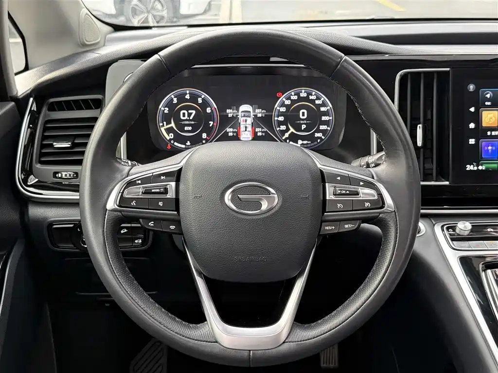 GAC Motor Trumpchi M8 2021 — фото 22