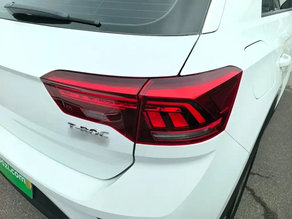 Volkswagen T-Roc 2019 — фото 8