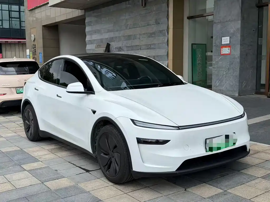 Tesla Model Y 2026 — фото 3