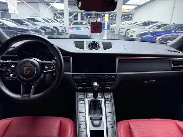 Porsche Macan 2018