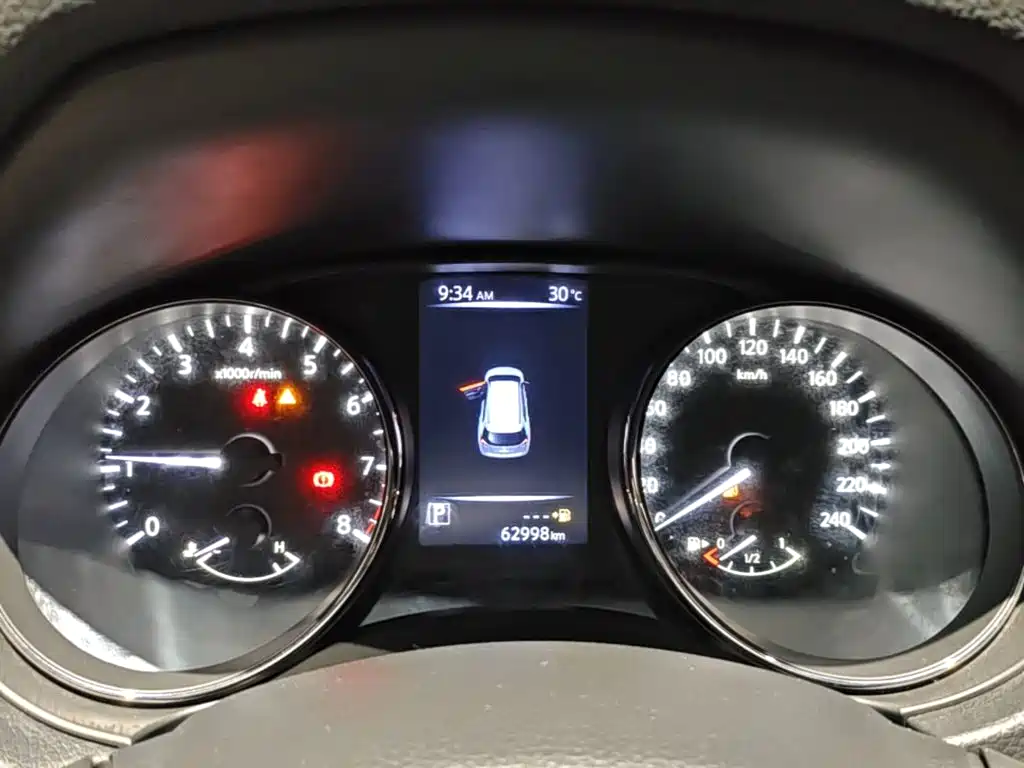 Nissan X-Trail 2018 — фото 12