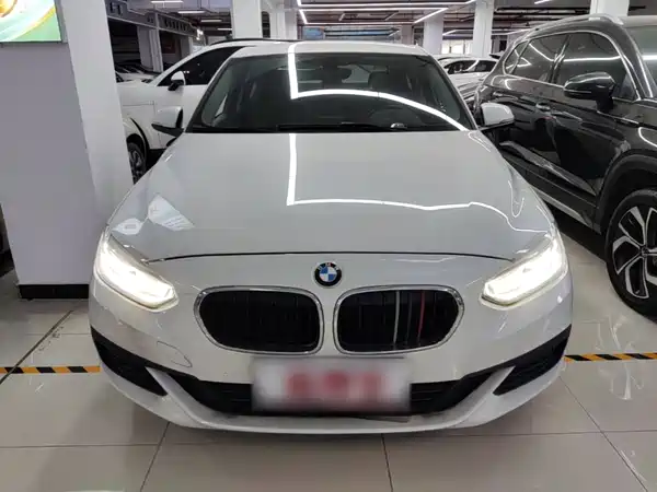 BMW 1 Series 2020