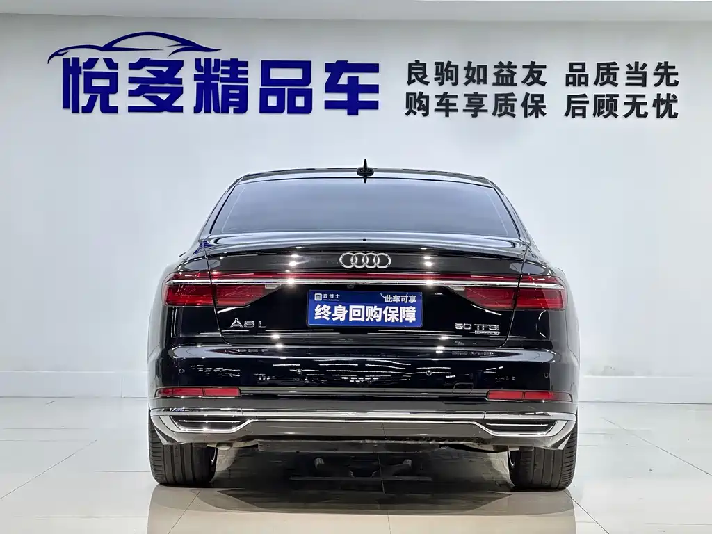 Audi A8 2021 — фото 12