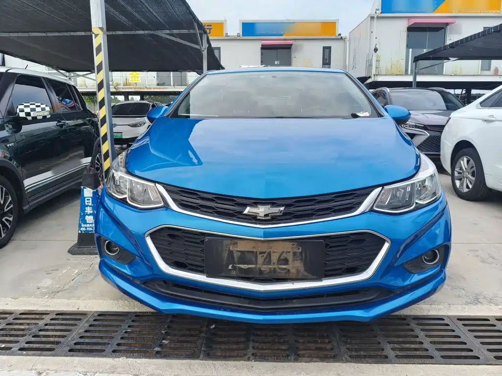 Chevrolet Cruze 2017 — фото 11