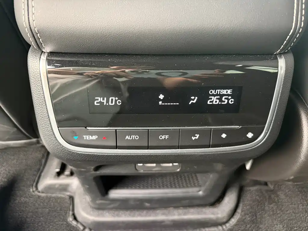 GAC Trumpchi GS8 2024 — фото 10