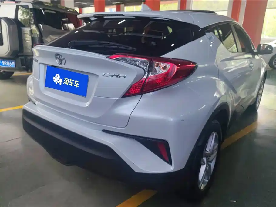Toyota C-HR 2021