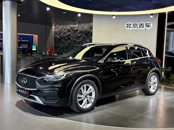Infiniti QX70 2013