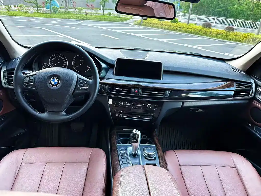 BMW X5 2015 — фото 9